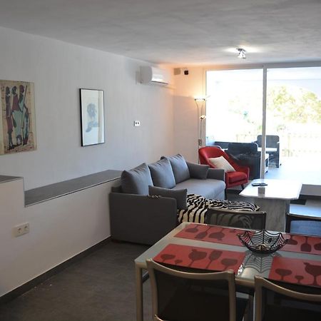 Lovely Bungalow For Four Close To Beach And City In Torrevieja Exterior foto